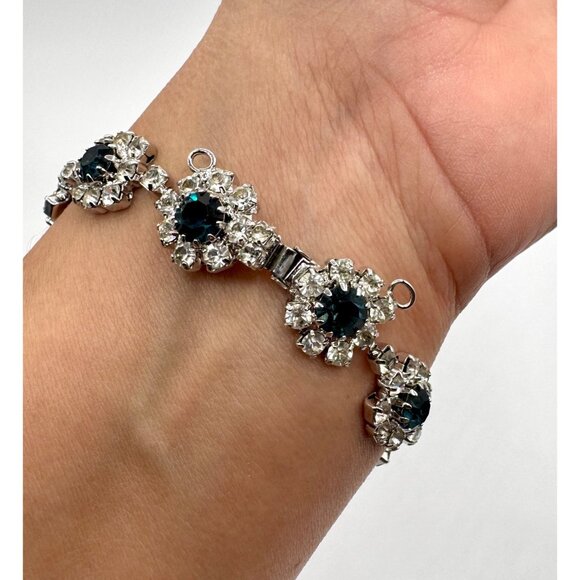 Vintage Rhinestones Flowers Tennis Style Silver Tone Bracelet - Picture 5 of 5